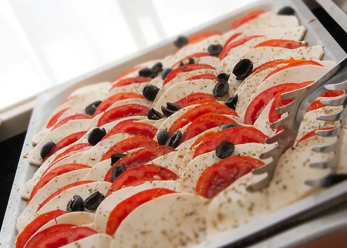 فندق Raffaello 3*