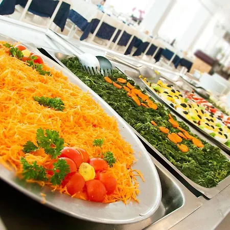 فندق Raffaello 3*