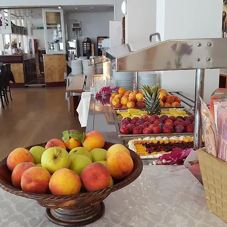 Raffaello 3* Cesenatico